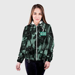 Куртка с капюшоном женская Номер 456 на фоне масок игры в кальмара, цвет: 3D-белый — фото 2