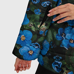 Куртка зимняя женская Поле синих цветов фиалки лето, цвет: 3D-черный — фото 2