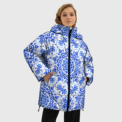 Куртка зимняя женская Славянский узор в стилистике гжель, цвет: 3D-красный — фото 2