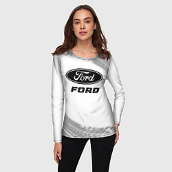 Лонгслив женский Ford speed на светлом фоне со следами шин, цвет: 3D-принт — фото 2