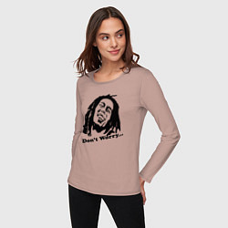 Лонгслив хлопковый женский Bob Marley: Don't worry, цвет: пыльно-розовый — фото 2