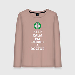 Лонгслив хлопковый женский Keep calm I??m a doctor, цвет: пыльно-розовый