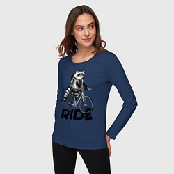 Лонгслив хлопковый женский Raccoon ride, цвет: тёмно-синий — фото 2