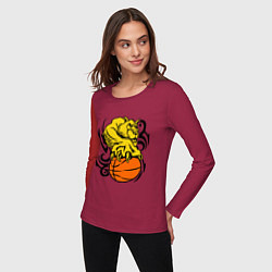 Лонгслив хлопковый женский Тигр с мячом, цвет: маджента — фото 2