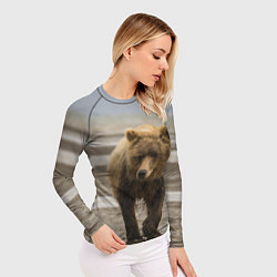 Рашгард женский Медвежонок в аэропорту, цвет: 3D-принт — фото 2