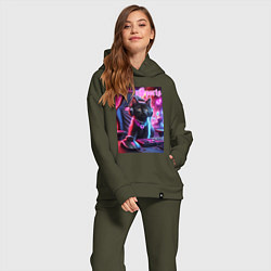 Женский костюм оверсайз Чёрный котёнок - киберспорт, цвет: хаки — фото 2