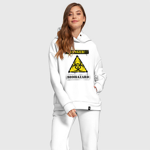 Женский костюм оверсайз Attention biohazard - danger / Белый – фото 2