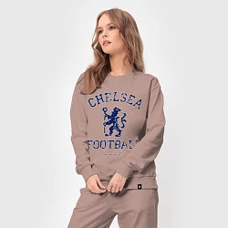 Костюм хлопковый женский Chelsea FC: Lion, цвет: пыльно-розовый — фото 2