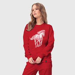 Костюм хлопковый женский Белая лошадь скачет, цвет: красный — фото 2