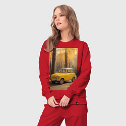 Костюм хлопковый женский Желтый ретро автомобиль, цвет: красный — фото 2