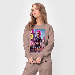 Костюм хлопковый женский Барби в кожаных шортах - модница, цвет: пыльно-розовый — фото 2