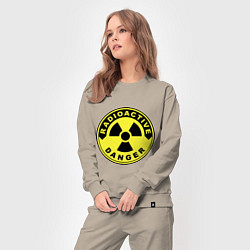 Костюм хлопковый женский Danger radiation sign, цвет: миндальный — фото 2