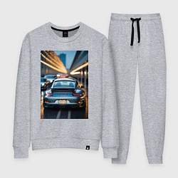 Женский костюм Porsche 911 в городе