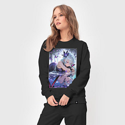 Костюм хлопковый женский Девушка лежащая на глади воды с бабочками и лепест, цвет: черный — фото 2