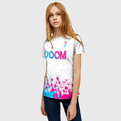 Футболка женская Doom neon gradient style: символ сверху, цвет: 3D-принт — фото 2