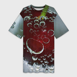 Женская длинная футболка Сочная вишня под водой