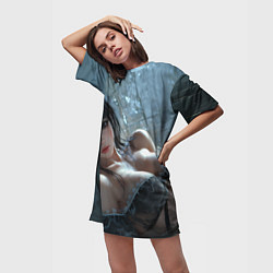 Футболка женская длинная Брюнетка в воде, цвет: 3D-принт — фото 2