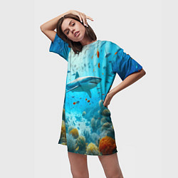 Футболка женская длинная Белая акула в коралловом рифе, цвет: 3D-принт — фото 2