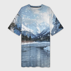 Футболка женская длинная Снежный горный пейзаж с елями и рекой, цвет: 3D-принт