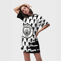Футболка женская длинная Манчестер сити краски люди, цвет: 3D-принт — фото 2