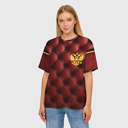 Футболка оверсайз женская Золотой герб России на красном кожаном фоне, цвет: 3D-принт — фото 2