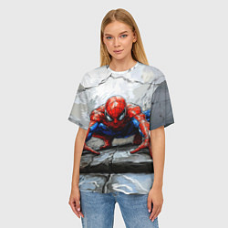 Футболка оверсайз женская Человек-паук палзет на стене, цвет: 3D-принт — фото 2