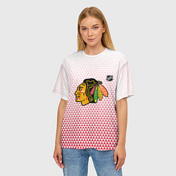 Футболка оверсайз женская Чикаго Блэкхокс - красные треугольники с градиенто, цвет: 3D-принт — фото 2