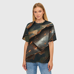 Футболка оверсайз женская Камуфляжная ткань на металлической пластине, цвет: 3D-принт — фото 2