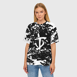 Футболка оверсайз женская Doom краски белые штрихи, цвет: 3D-принт — фото 2