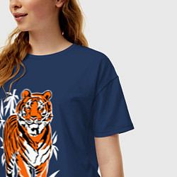 Футболка оверсайз женская Тигр в джунглях, цвет: тёмно-синий — фото 2