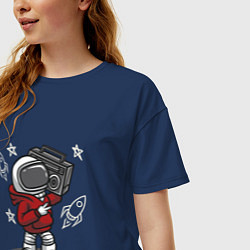 Футболка оверсайз женская Космонавт с магнитофоном, цвет: тёмно-синий — фото 2