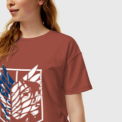 Футболка оверсайз женская Образ лица Эрена attack on titan, цвет: кирпичный — фото 2