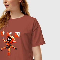 Футболка оверсайз женская Love death and robots оранжевый робот, цвет: кирпичный — фото 2