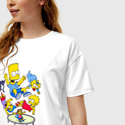 Футболка оверсайз женская Персонажи из мультфильма Симпсоны прыгают на батут, цвет: белый — фото 2