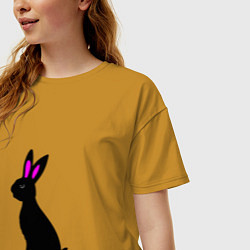Футболка оверсайз женская Черный кролик, цвет: горчичный — фото 2