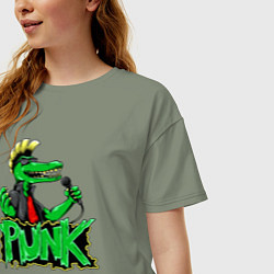 Футболка оверсайз женская Крокодил панк с микрофоном, цвет: авокадо — фото 2