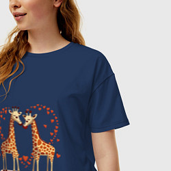 Футболка оверсайз женская Два влюбленных жирафа, цвет: тёмно-синий — фото 2