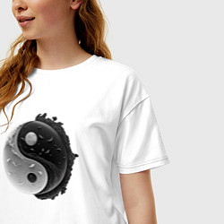 Футболка оверсайз женская Черно-белая инь янь, цвет: белый — фото 2