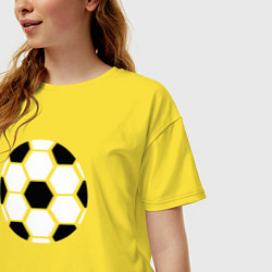 Футболка оверсайз женская Простой футбольный мяч, цвет: желтый — фото 2