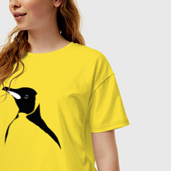 Футболка оверсайз женская Пингвин в профиль трафарет, цвет: желтый — фото 2