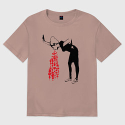 Футболка оверсайз женская Девушку тошнит сердцами граффити Бэнкси, цвет: пыльно-розовый