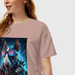 Футболка оверсайз женская Крутой чувак бультерьер - киберпанк, цвет: пыльно-розовый — фото 2