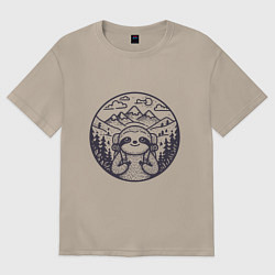 Женская футболка оверсайз Ленивец турист с рюкзаком