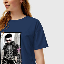 Футболка оверсайз женская Хэллоуин в Нью-Йорке - нейросеть, цвет: тёмно-синий — фото 2