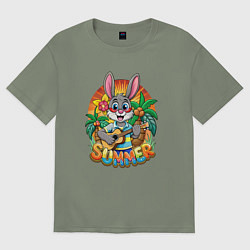 Женская футболка оверсайз Заяц играет на гитаре жарким летом