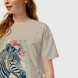 Футболка оверсайз женская Зебра с цветком, цвет: миндальный — фото 2