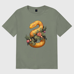 Женская футболка оверсайз Жёлтая змея в листьях