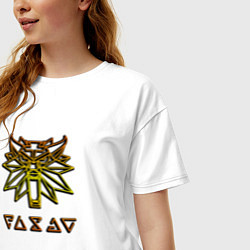 Футболка оверсайз женская Ведьмак лого градиент, цвет: белый — фото 2