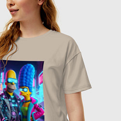 Футболка оверсайз женская Гомер и Мардж Симпсоны - киберпанк, цвет: миндальный — фото 2