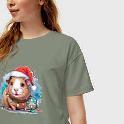 Футболка оверсайз женская Новогодняя морская свинка, цвет: авокадо — фото 2